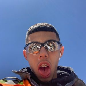 Meet your Posher, Erick